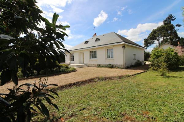 HUISSEAU SUR COSSON