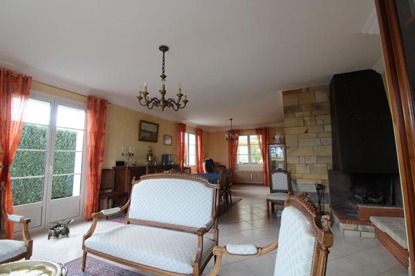 HUISSEAU SUR COSSON