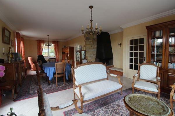 HUISSEAU SUR COSSON