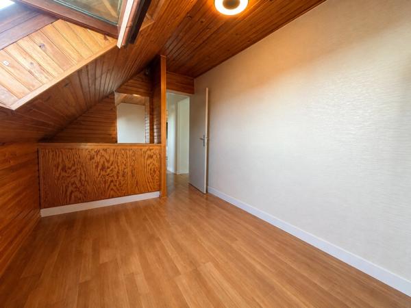 Maison Individuelle 120 m² – 3 chambres – Jardin – Double accès – Nogent sur Oise