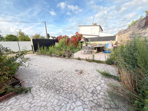 Maison Individuelle 120 m² – 3 chambres – Jardin – Double accès – Nogent sur Oise
