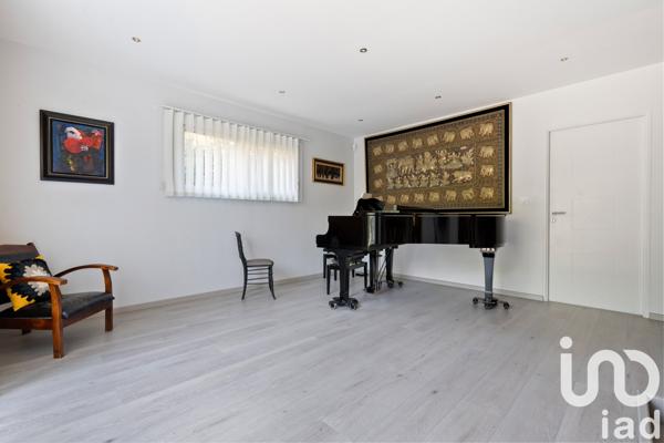 Maison à vendre 5 pièces 183 m² Lyon 9