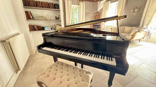 Belle demeure du XVI siècle de 220 m2 sur 643 m2