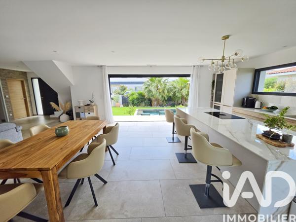 Maison à vendre 5 pièces 147 m² Villelongue-de-la-Salanque