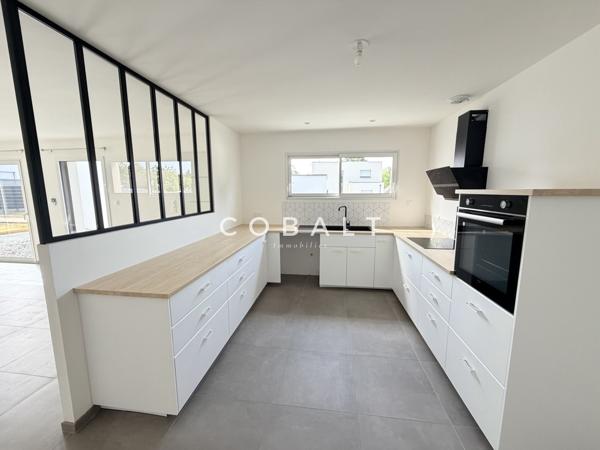 Maison contemporaine plain-pied - environnement calme