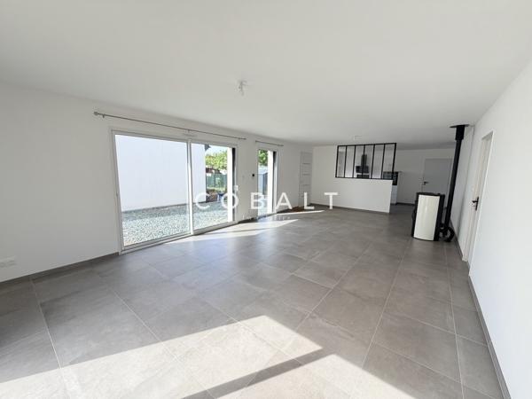 Maison contemporaine plain-pied - environnement calme