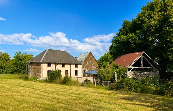 Maison à vendre à Neuilly-le-Vendin (53250) - Mayenne