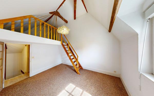 Maison à vendre    3 pièces • 72 m2 Sancerre