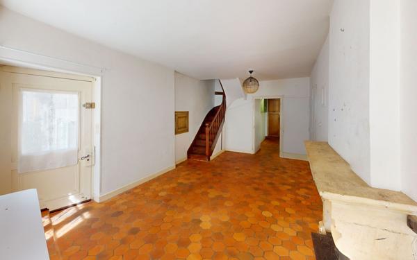 Maison à vendre    3 pièces • 72 m2 Sancerre