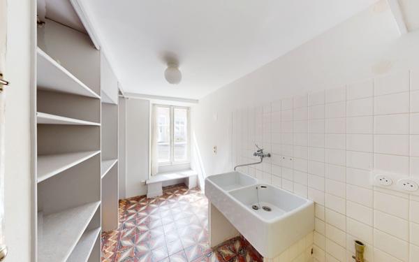 Maison à vendre    3 pièces • 72 m2 Sancerre