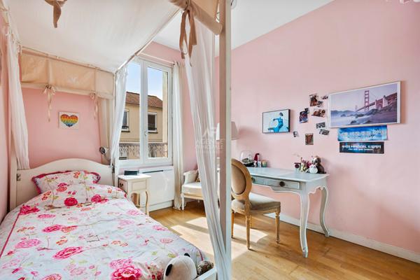 Maison Saint Germain En Laye 4 pièce(s) 93.72m2 €750 000 ** - Référence 17183