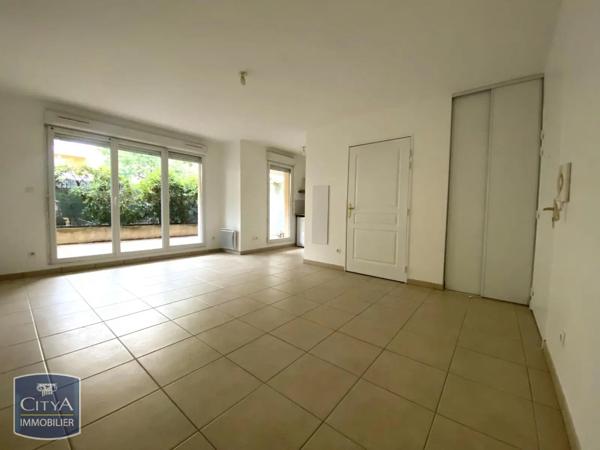 Appartement à louer 1 pièce 30.06m² Le Pontet (84130)