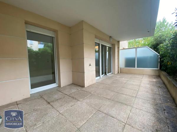 Appartement à louer 1 pièce 30.06m² Le Pontet (84130)