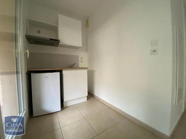 Appartement à louer 1 pièce 30.06m² Le Pontet (84130)