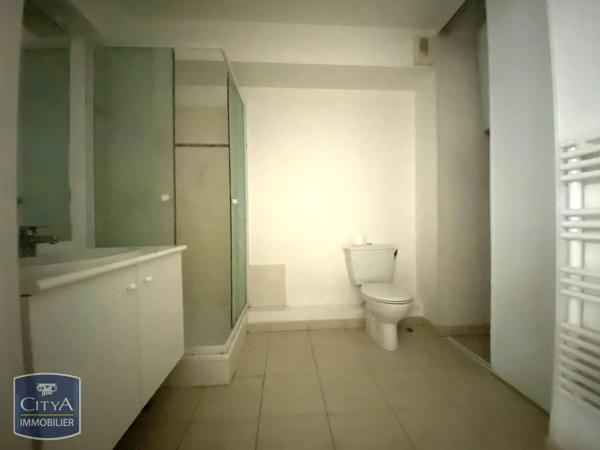 Appartement à louer 1 pièce 30.06m² Le Pontet (84130)