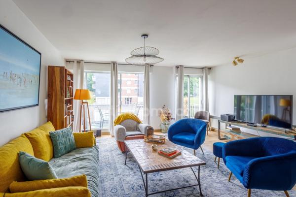 Honfleur - Appartement de type T2 - 63,23 m2 - 1 chambre - Terrasse - Parking - 2eme étage sans ascenseur