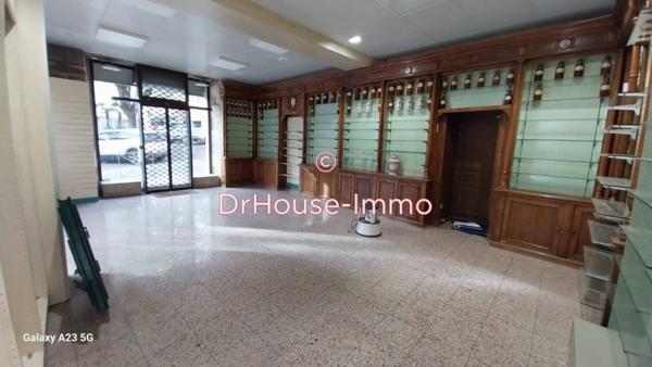 Commerce à louer de 130 m²