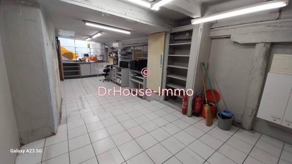 Commerce à louer de 130 m²