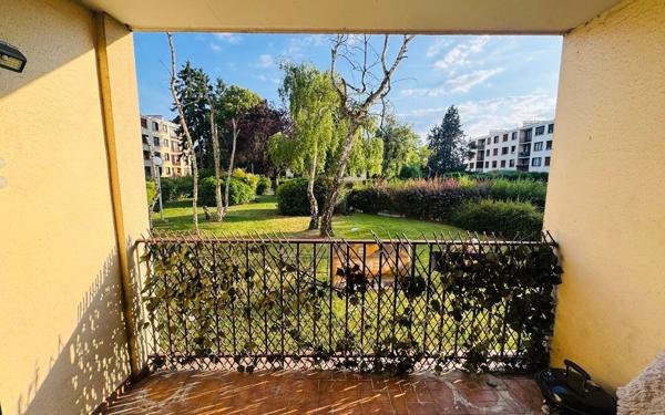 Appartement à vendre    3 pièces • 78 m2 Garges-lès-Gonesse