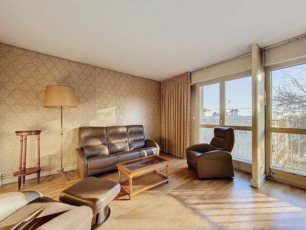 Appartement 4 pièces de 81.10 m² - Chambourcy