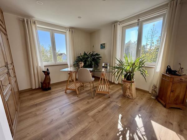 Maison de plain pied 89 m2 à Niederbronn