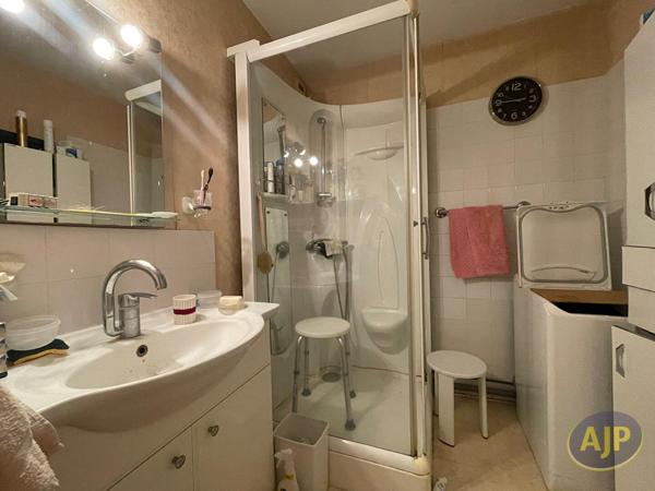 Appartement à vendre Saintes - 3 pièces, 79m² avec 2 chambre(s) à 149 000€ - AJP Immobilier Saintes