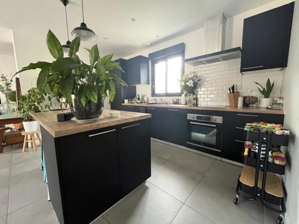 MAISON 4 PIECES PLAIN PIED