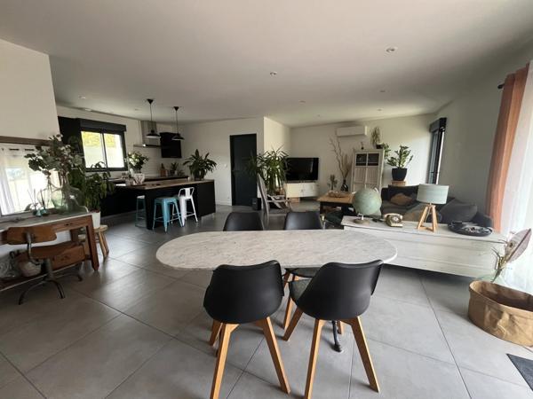 MAISON 4 PIECES PLAIN PIED