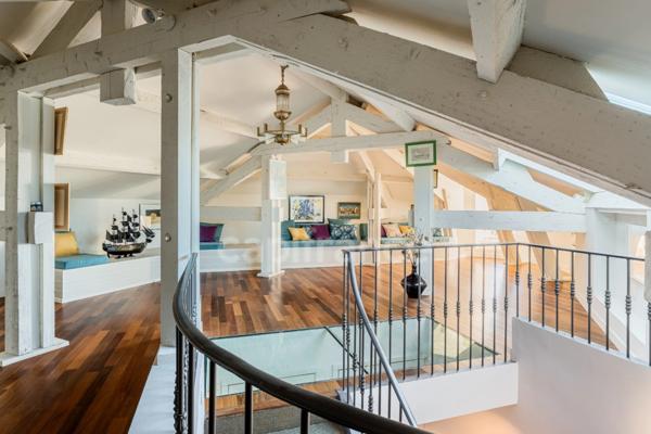 Propriete à vendre 8 pièces MARSEILLE 7EME ARRONDISSEMENT (13)/ Garage/ Accès mer