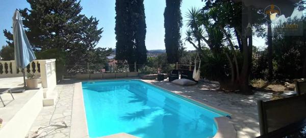Vente                                                      Maison
                        
                     6 pièces                      154 m2                     à La Seyne-sur-Mer