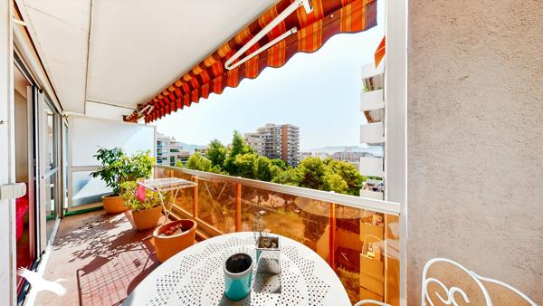 Appartement à vendre 315 000 € Marseille 06 3 p 76,1 m² DPE D
