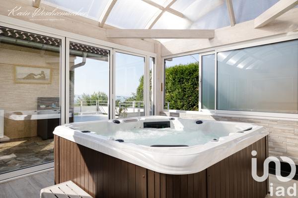 Maison à vendre 8 pièces 208 m² Péron