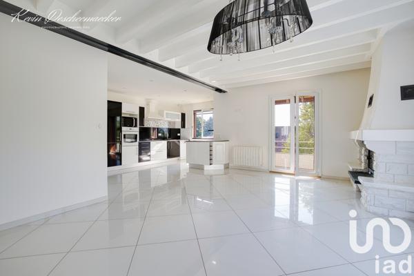 Maison à vendre 8 pièces 208 m² Péron