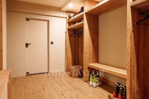 DEMI-CHALET RENOVÉ - LE JAILLET