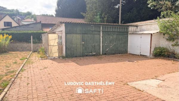 Maison à rafraichir avec jardin et 2 grands garages – Bolbec