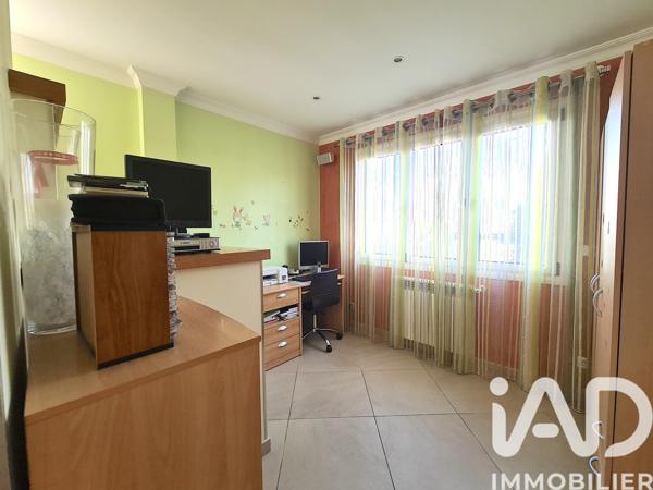 Maison à vendre 9 pièces 160 m² Gagny