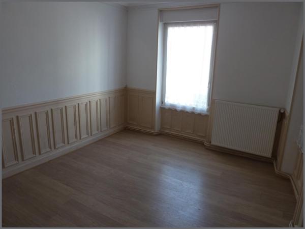 Immeuble composé 3 logements loués à St-Dié, baisse de prix rendement important