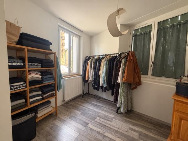 Maison 260 m² à Parcoul-Chenaud