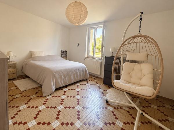 Maison 260 m² à Parcoul-Chenaud