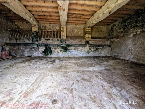 Maison à vendre 10 pièces de 333 m²