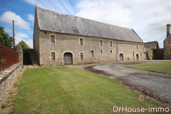 Maison à vendre 10 pièces de 333 m²