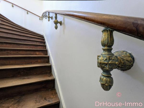 Maison à vendre 10 pièces de 333 m²