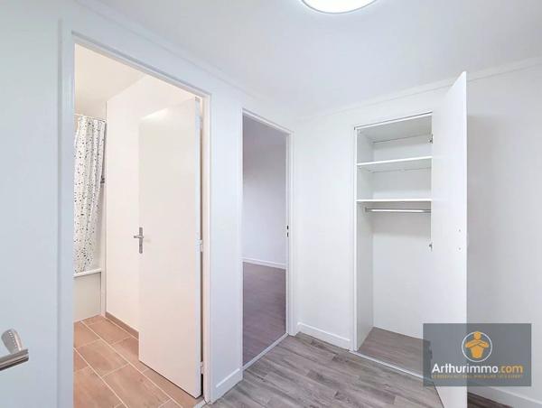 Location Appartement 70 m2 à Thourotte