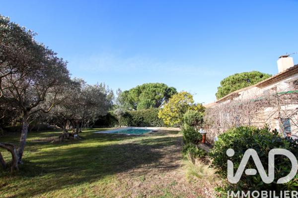 Maison à vendre 5 pièces 138 m² Saint-Rémy-de-Provence