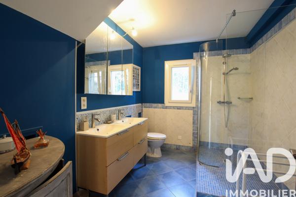 Maison à vendre 5 pièces 138 m² Saint-Rémy-de-Provence