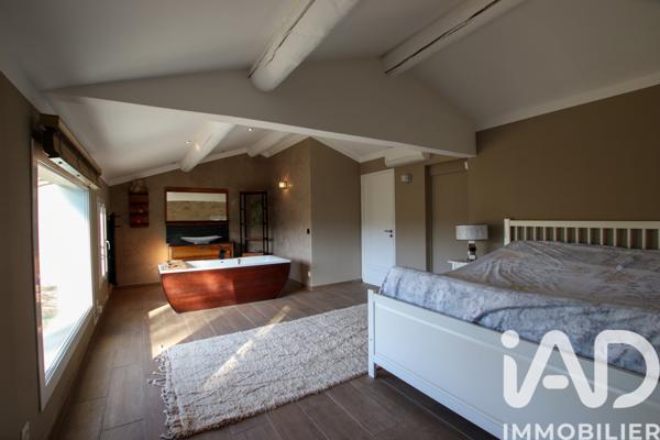 Maison à vendre 5 pièces 138 m² Saint-Rémy-de-Provence