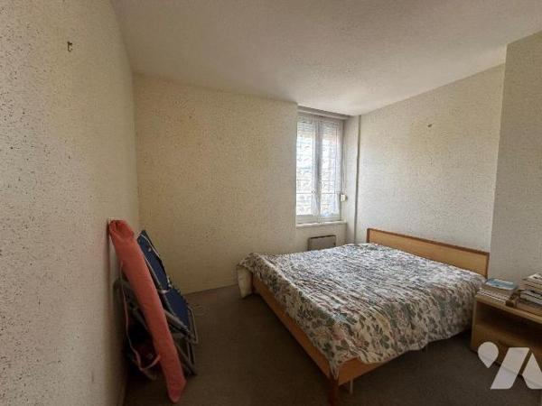 Appartement 73 m² - Perros-Guirec, secteur Trestraou.

À quelques pas de la plage de Trestrao...