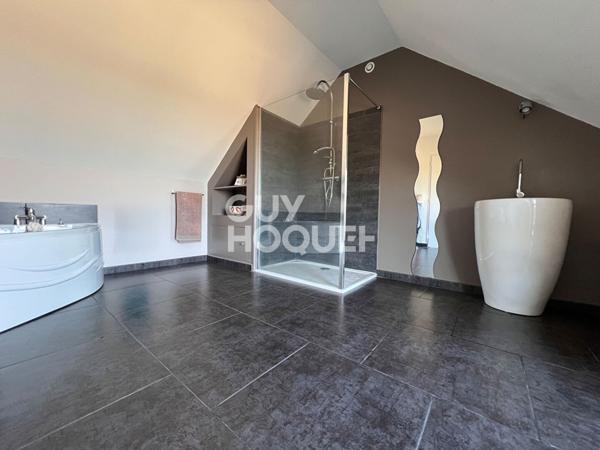 MAISON D'ARCHITECTE 133 m2 - DE CARACTÈRE - LA TAGNIÈRE