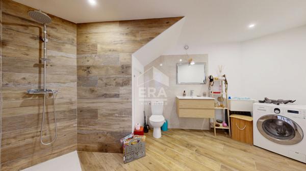 TOURRETTE-LEVENS : MAGNIFIQUE 3 PIÈCES EN DUPLEX AVEC TERRASSE, JARDIN ET 3 PARKINGS