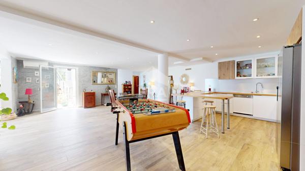 TOURRETTE-LEVENS : MAGNIFIQUE 3 PIÈCES EN DUPLEX AVEC TERRASSE, JARDIN ET 3 PARKINGS